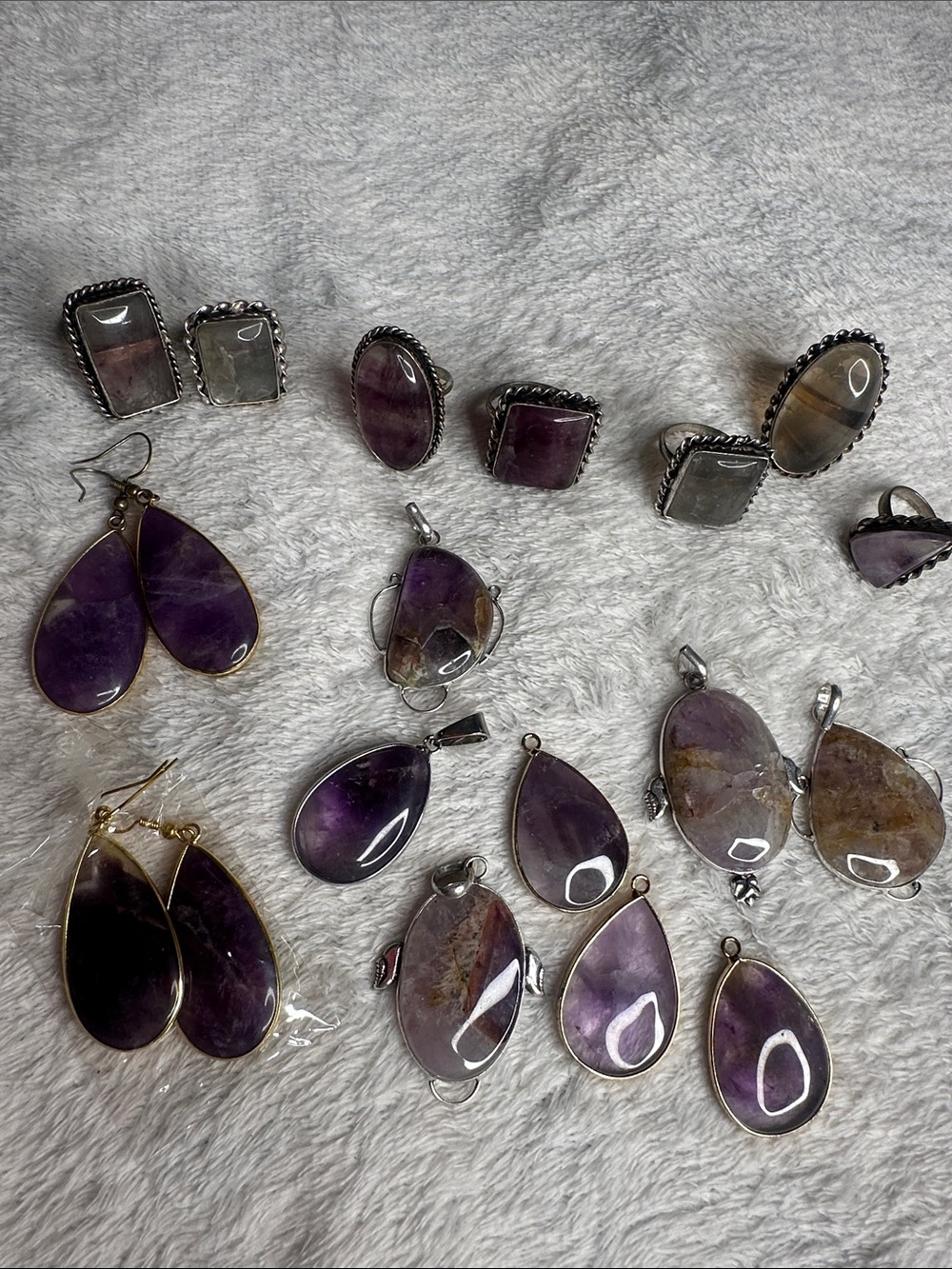Crystal Goddess Amethyst Collection - Picture 4 of 8